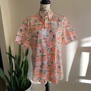Men’s M NWT Beach Print “Hawaiian” Shirt